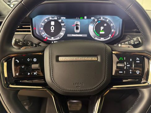 Used 2025 Land Rover Range Rover Sport Autobiography AWD/4WD image 23