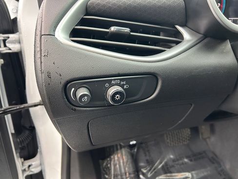 Used 2023 Chevrolet Malibu LT w/ Sport Edition image 21