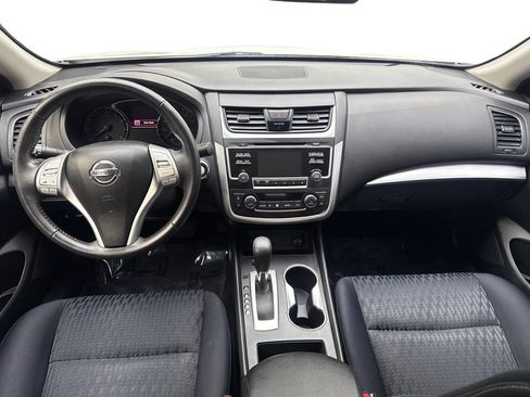 Used 2017 Nissan Altima 2.5 SV FWD image 53