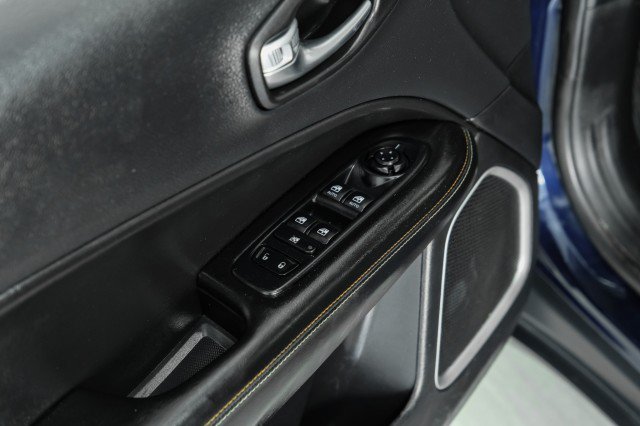 Used 2020 Jeep Compass Latitude AWD/4WD image 39
