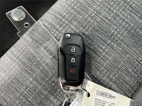 Used 2023 Ford F150 XLT image 39