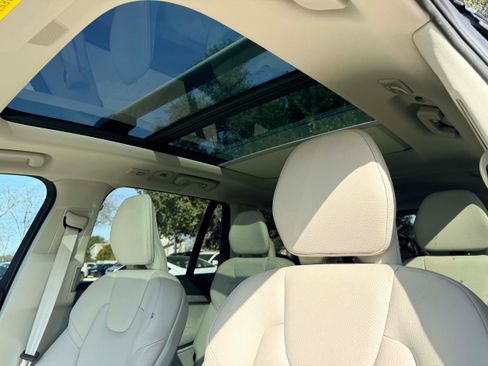 Certified 2024 Volvo XC90 T8 Plus w/ Protection Package Premier image 12