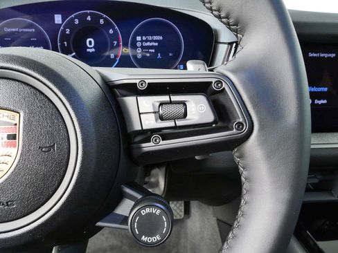 New 2026 Porsche Cayenne AWD/4WD image 12