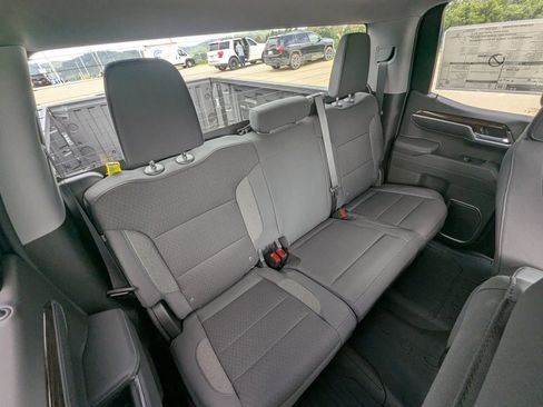 New 2026 GMC Sierra 1500 Elevation image 18