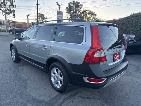 Used 2013 Volvo XC70 3.2 image 5