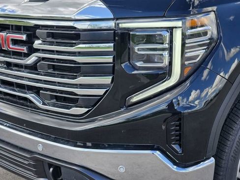New 2026 GMC Sierra 1500 SLT AWD/4WD image 5