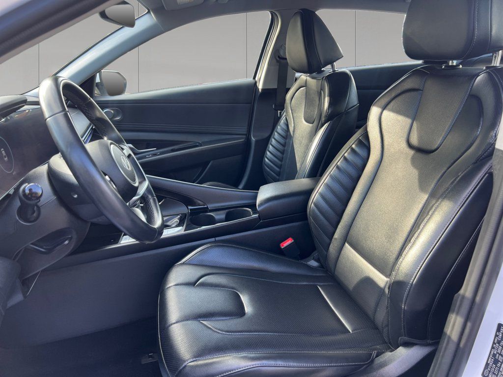 Used 2024 Hyundai Elantra Limited FWD image 10