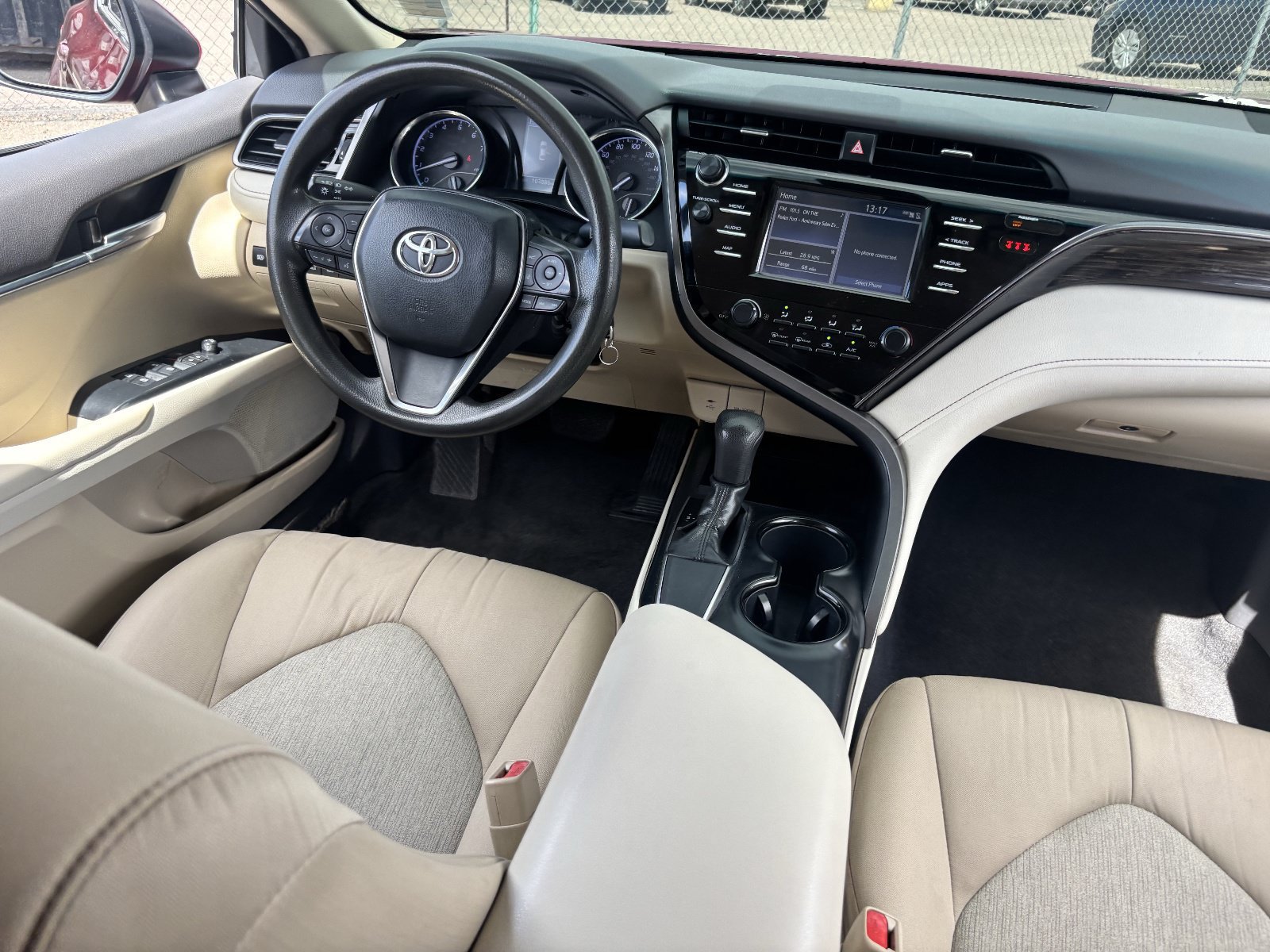 Used 2019 Toyota Camry LE w/ Carpet Mat Package FWD image 14