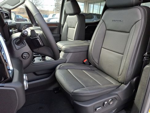 New 2026 GMC Sierra 1500 Denali image 6