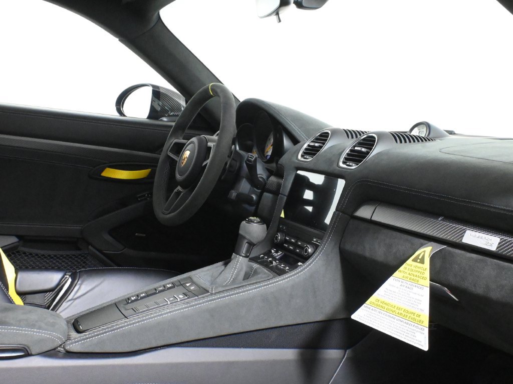 Used 2025 Porsche 718 Cayman GT4 RS RWD image 32