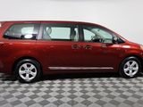 Used 2015 Toyota Sienna L image 4