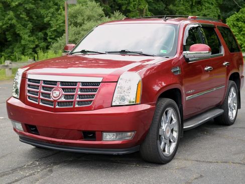 Used 2010 Cadillac Escalade Luxury AWD/4WD image 55
