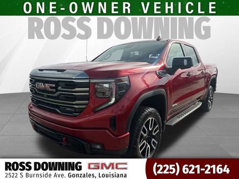 Used 2024 GMC Sierra 1500 AT4 w/ Technology Package AWD/4WD image 1