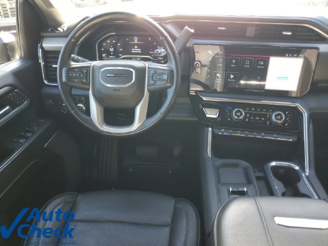 Used 2025 GMC Sierra 3500 Denali w/ Denali Reserve Package AWD/4WD image 15