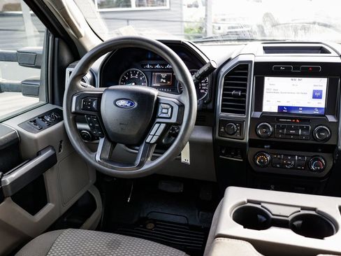 Used 2021 Ford F250 XLT image 24