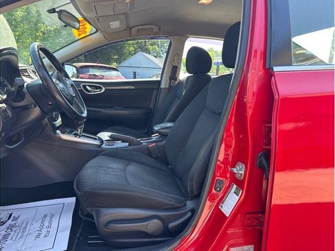 Used 2019 Nissan Sentra SR FWD image 11