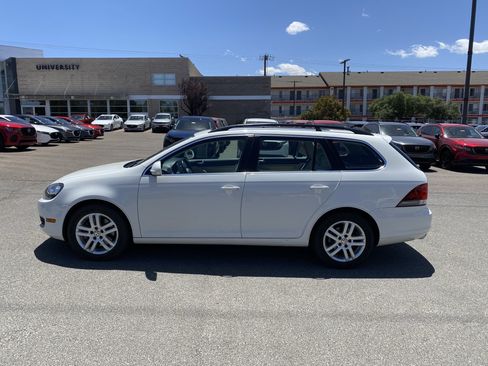 Used 2011 Volkswagen Jetta TDI FWD image 36