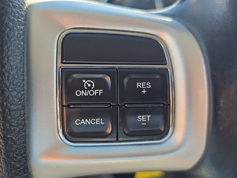 Used 2017 Dodge Grand Caravan SE w/ Power Window Group FWD image 15