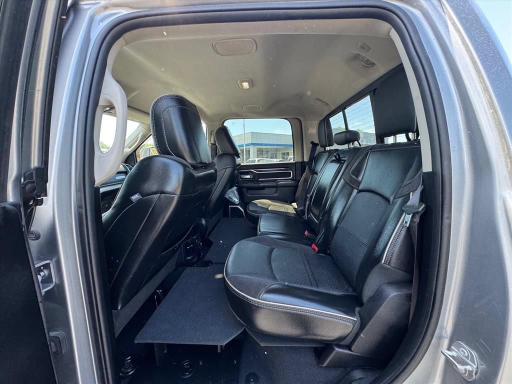 Used 2024 RAM 2500 Laramie AWD/4WD image 12