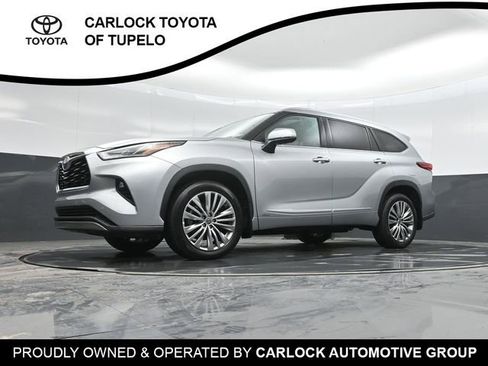 Used 2023 Toyota Highlander Platinum image 47