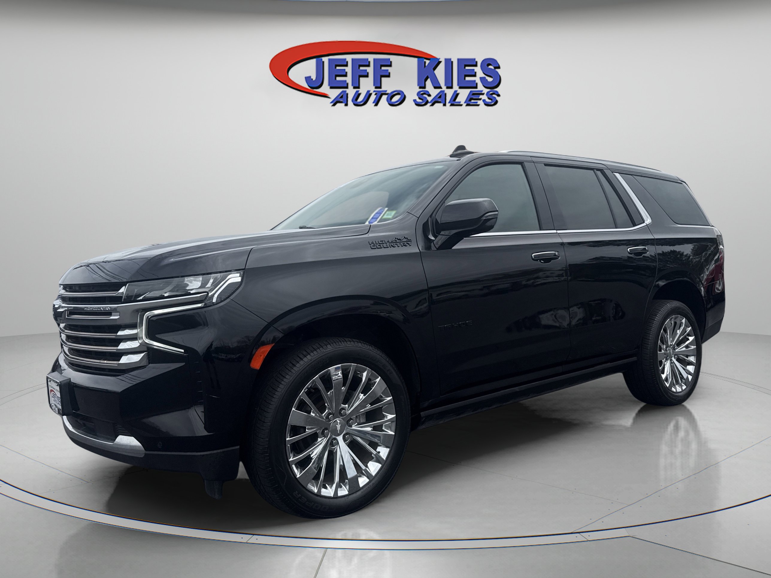 Used 2022 Chevrolet Tahoe High Country AWD/4WD image 1