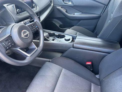 Used 2024 Nissan Rogue SV AWD/4WD image 10