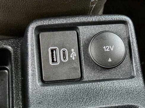 Used 2022 Ford Transit Connect XLT w/ Trailer Tow Package FWD image 17