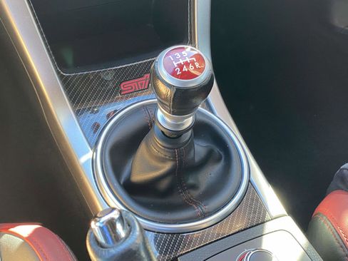 Used 2017 Subaru WRX STI image 25