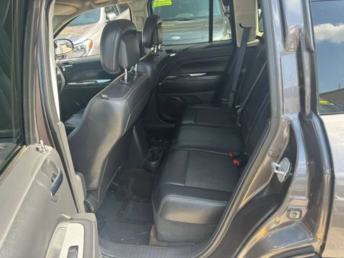 Used 2016 Jeep Compass Latitude AWD/4WD image 10