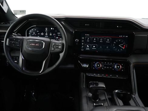 Used 2022 GMC Sierra 1500 AT4 image 13
