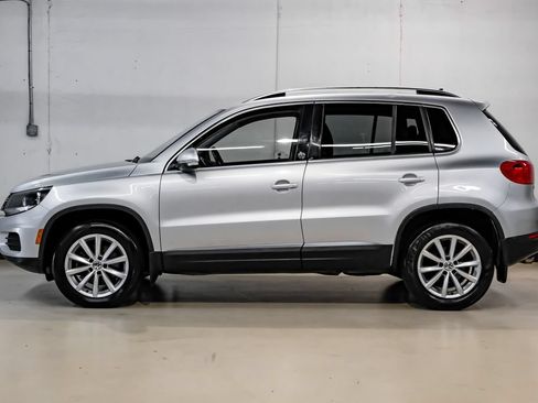 Used 2017 Volkswagen Tiguan Wolfsburg Edition AWD/4WD image 11