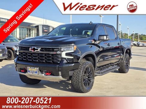 Used 2025 Chevrolet Silverado 1500 ZR2 w/ Technology Package image 1