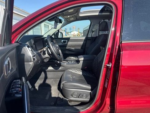 Used 2023 Kia Sorento SX Prestige AWD/4WD image 4