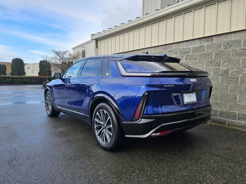 Certified 2025 Cadillac Lyriq Sport image 4