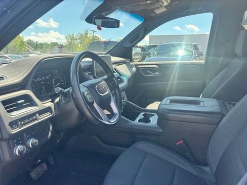 Used 2021 GMC Yukon XL SLE AWD/4WD image 11