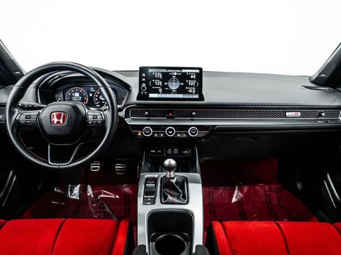 Used 2024 Honda Civic Type R image 11