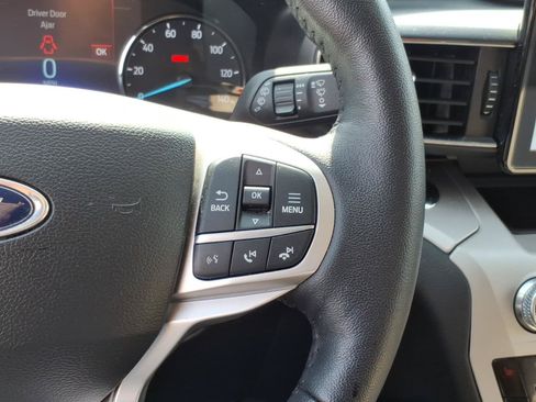 Used 2023 Ford Explorer XLT w/ Equipment Group 202A AWD/4WD image 20