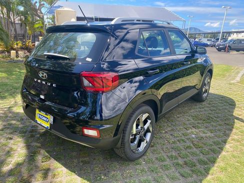 New 2026 Hyundai Venue SEL image 7