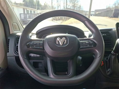 Used 2022 RAM ProMaster 2500 w/ Driver Convenience Group image 19