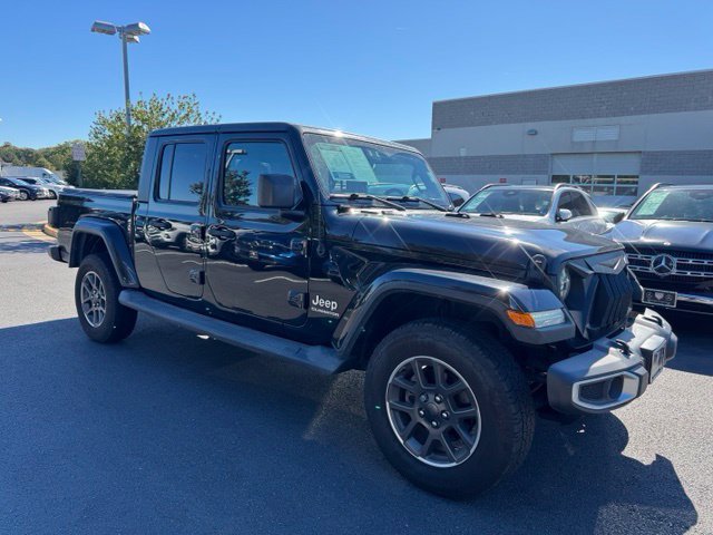 Used 2020 Jeep Gladiator Overland AWD/4WD image 1