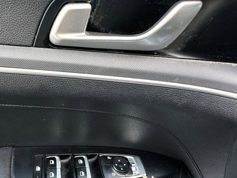 Used 2022 Kia K5 LXS image 18