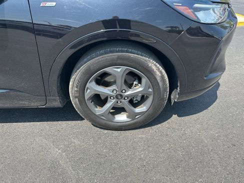 Used 2024 Ford Escape ST-Line w/ Tech Pack #1 image 10