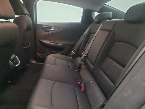 Used 2023 Chevrolet Malibu LT FWD image 18