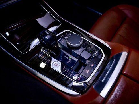 Used 2019 BMW X7 xDrive40i w/ Premium Package image 40