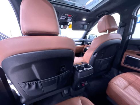 Used 2025 Kia Telluride SX Prestige X-Line image 38