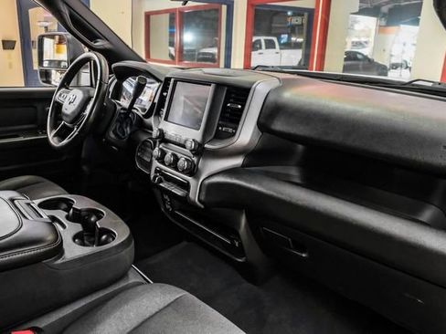 Used 2024 RAM 3500 Tradesman w/ Chrome Appearance Group image 12