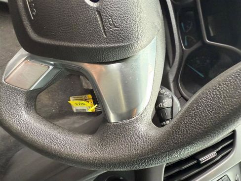 Used 2015 Ford Transit Connect XLT image 24