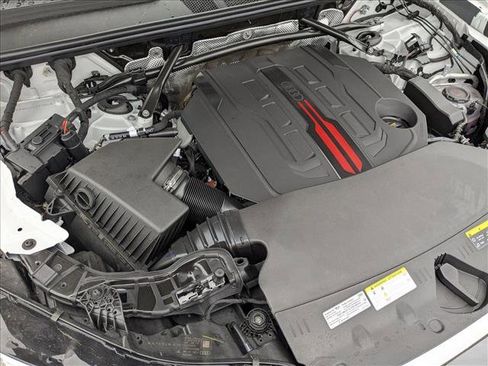 New 2025 Audi SQ5 Premium Plus image 18