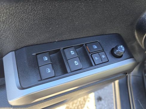 Certified 2023 Toyota Tacoma SR5 image 17