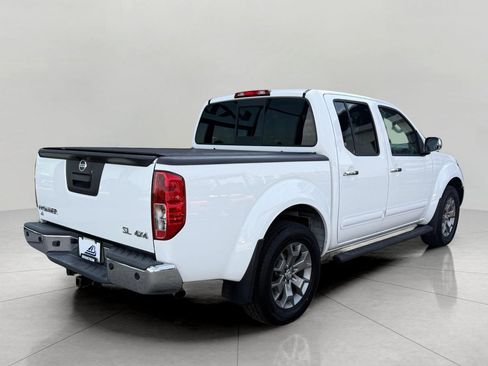 Used 2019 Nissan Frontier SL AWD/4WD image 12